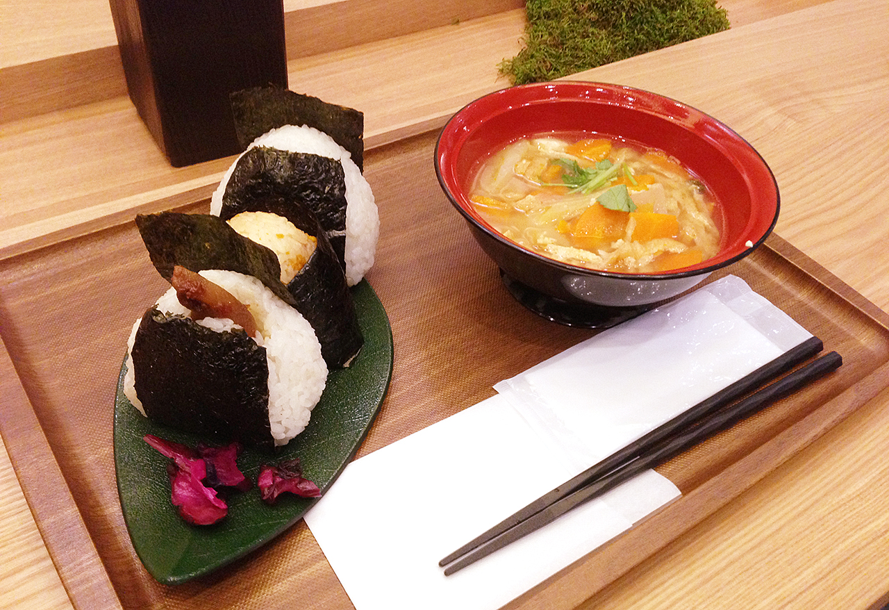 “Onigiri” Rice Ball restaurant in Tokyo Unique Japan